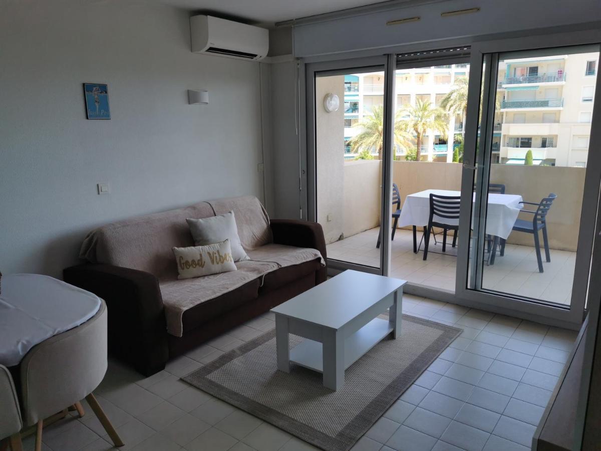 Apartamento Antibes Les Pins 2 Pieces Vue Mer Piscine Parking Exterior foto